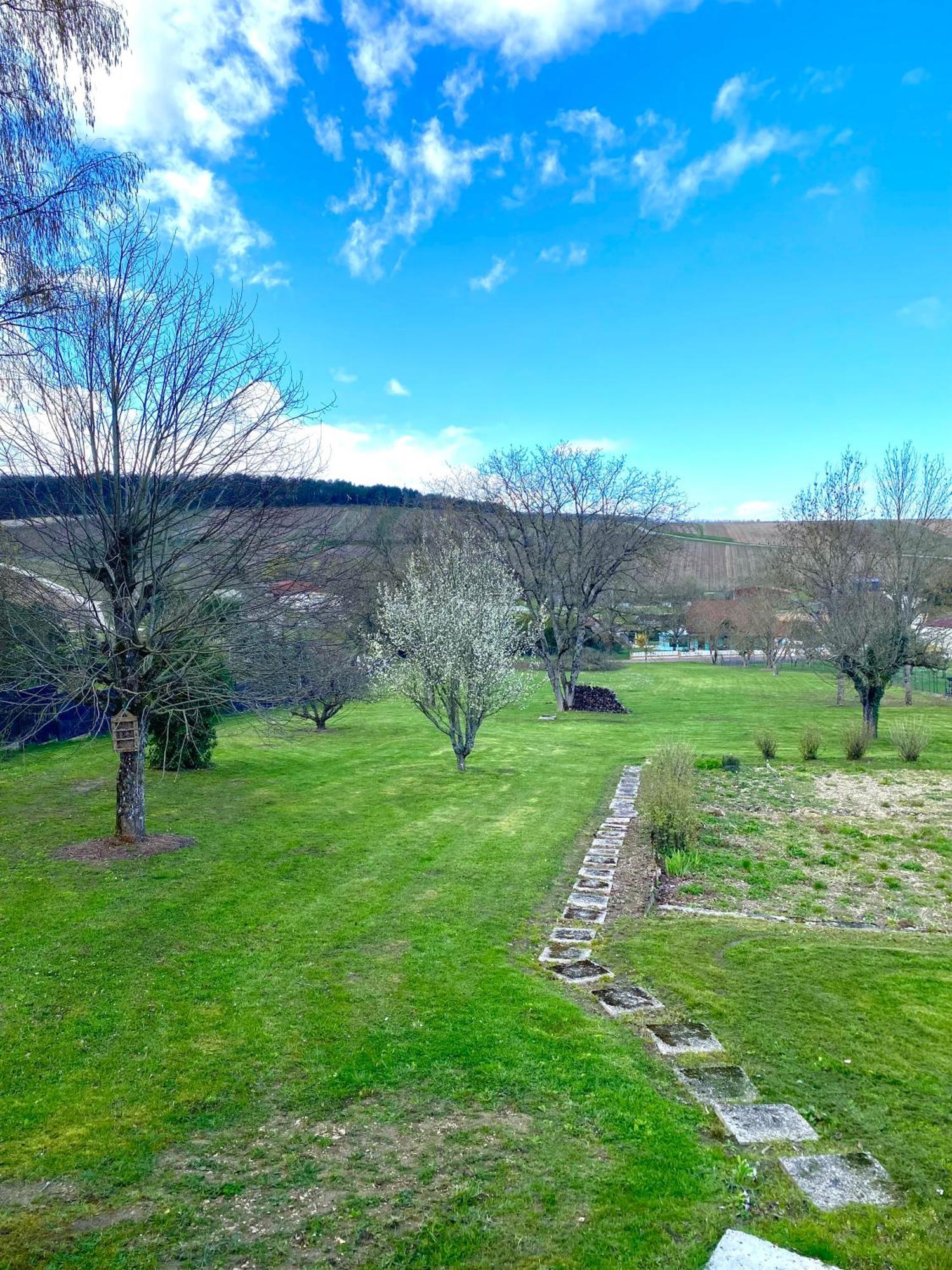 Vila La Jonquille Baroville Exteriér fotografie